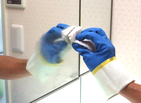 水アカや汚れをお掃除 水アカや汚れをお掃除