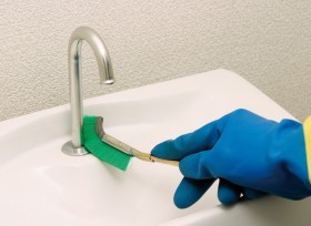 タンク・蛇口まわりをお掃除 タンク・蛇口まわりをお掃除
