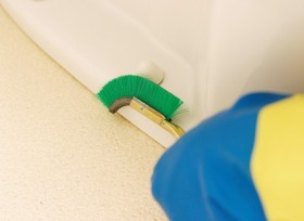 便器の外側をお掃除 便器の外側をお掃除